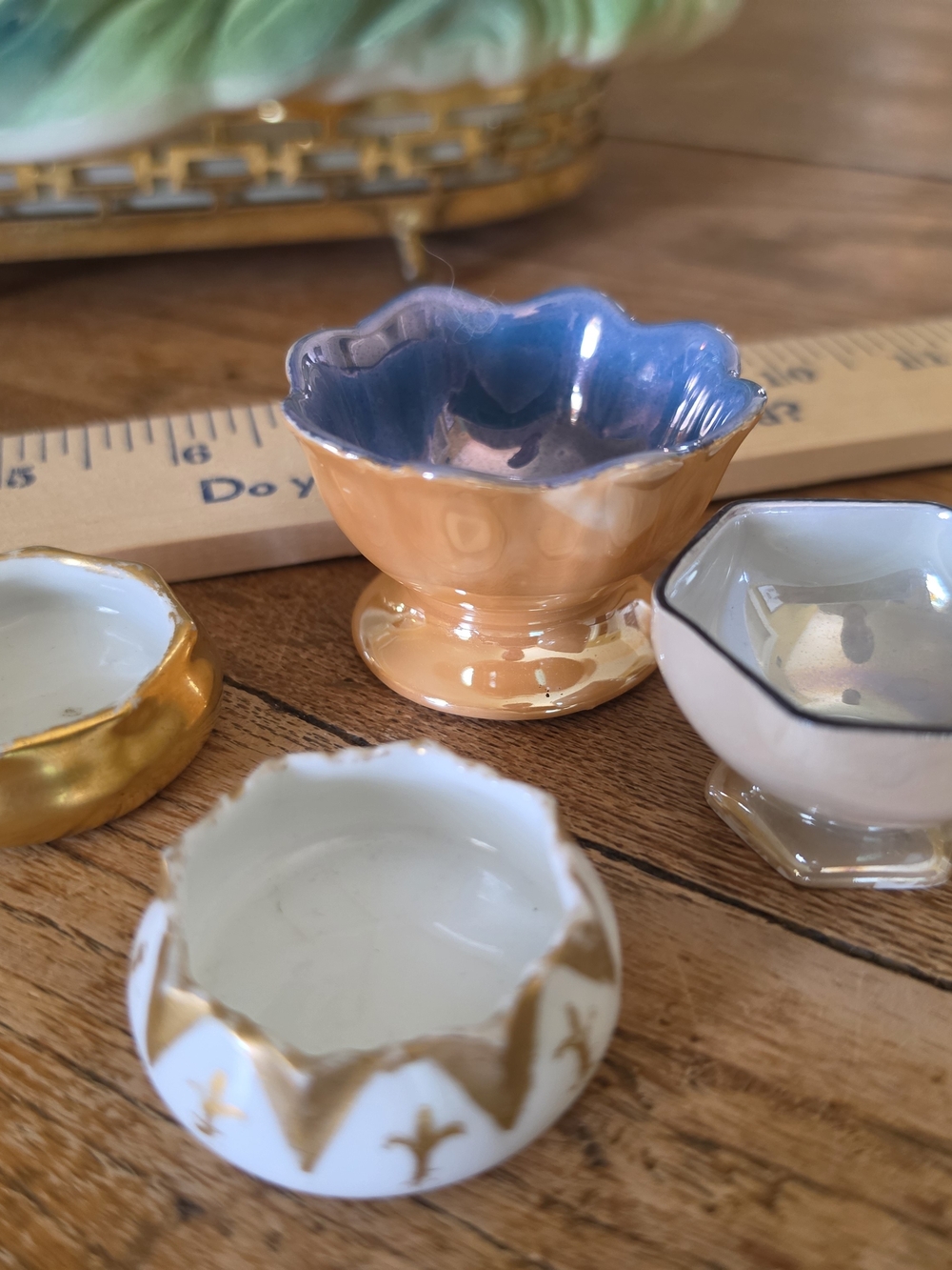 4 Salt Cellars